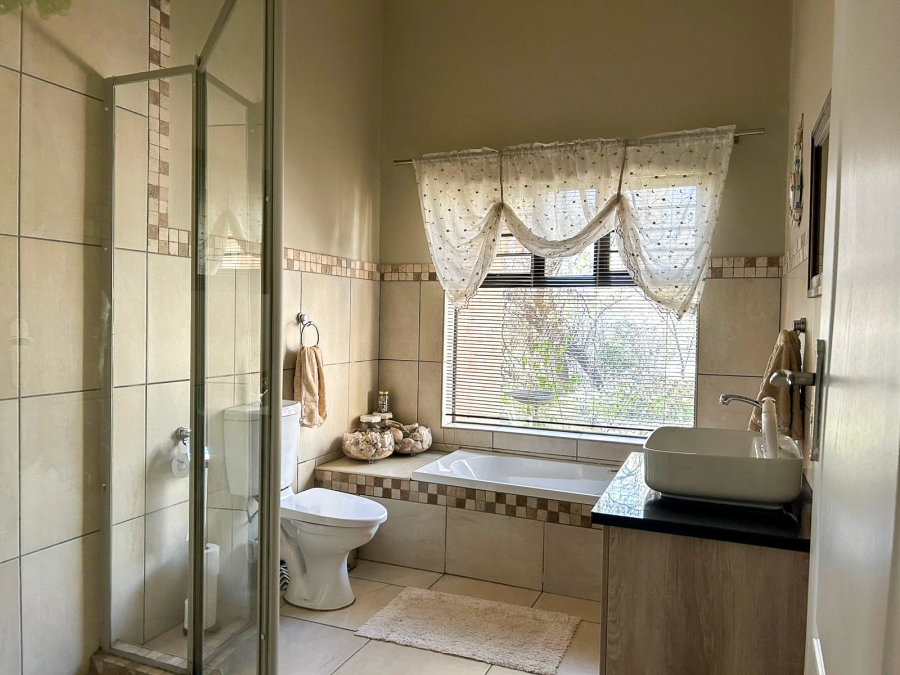 2 Bedroom Property for Sale in Potchefstroom Rural North West